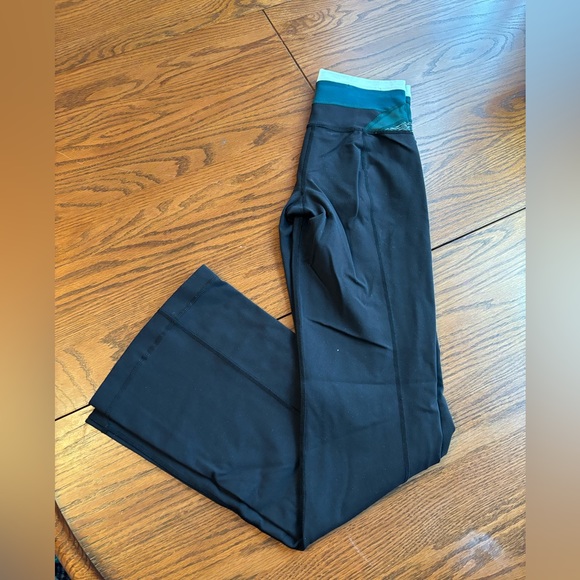 Lululemon groove pant III 4 women's 33" - Picture 3 of 8